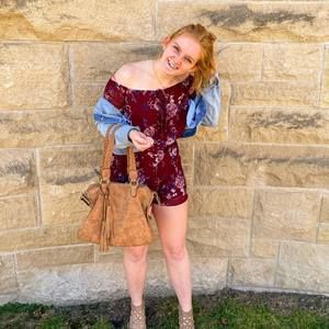 Meet your Posher, Sarah